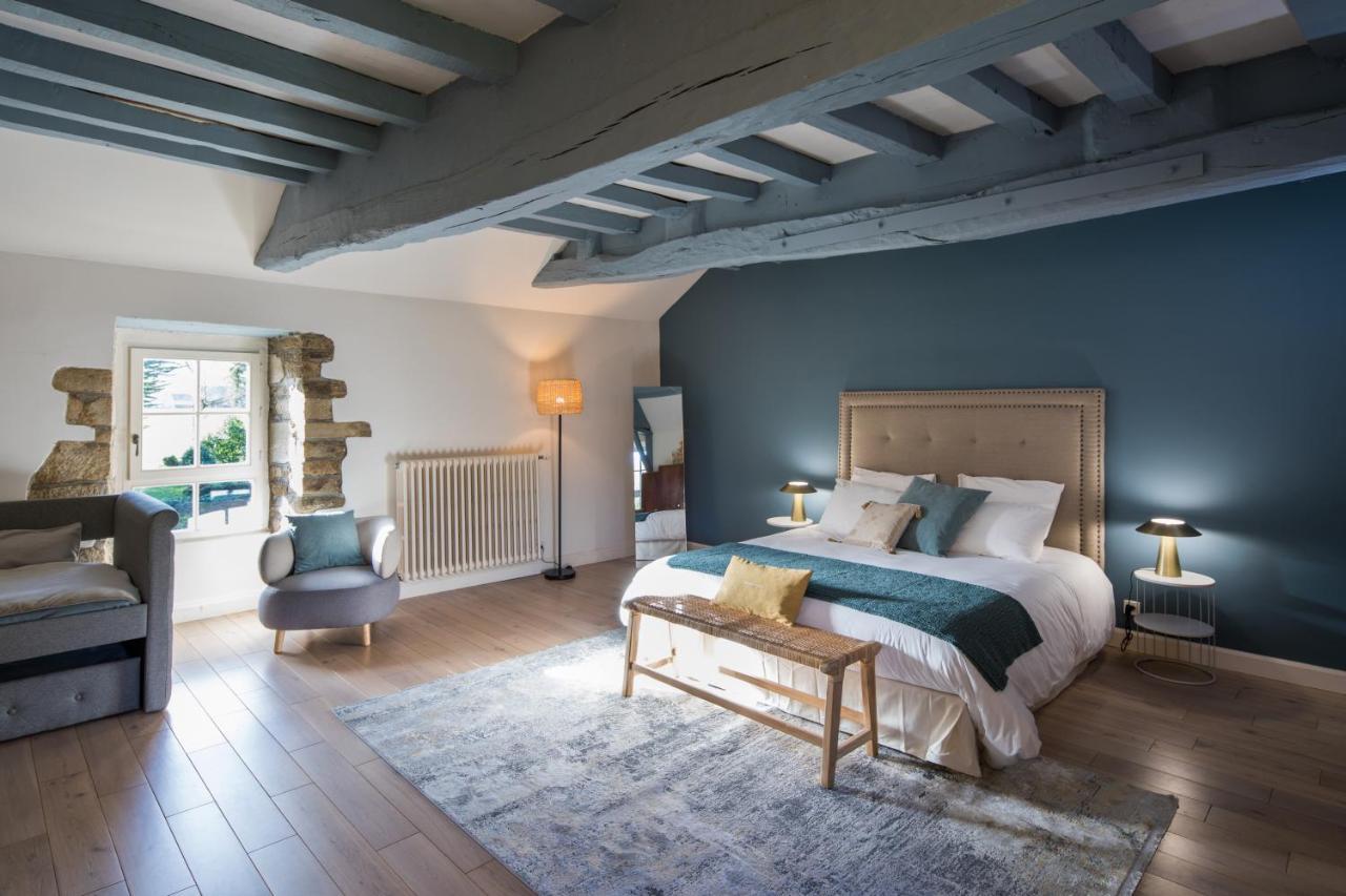 Manoir Du Vau D Arz Gites Et Chambres D Hotes Avec Piscine Malansac Bagian luar foto