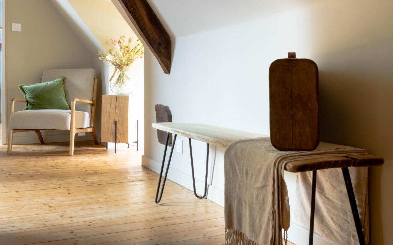 Manoir Du Vau D Arz Gites Et Chambres D Hotes Avec Piscine Malansac Bagian luar foto